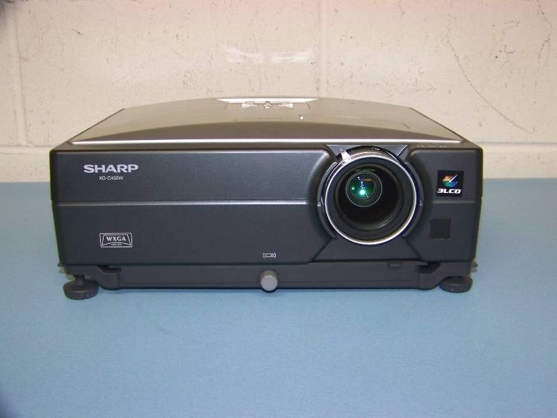 lot 17 image: Sharp, XG-C455W, LCD Projector with Remote Control, Cables and Travel Bag