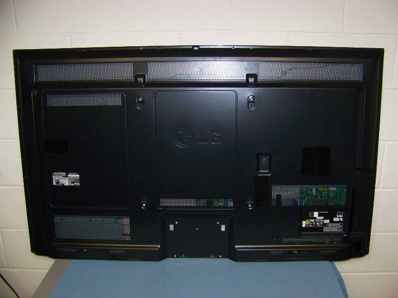 lot 2 image: 60, LG, Plasma, HDTV with Remote Control