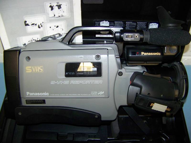 lot 40 image: Panasonic, S-VHS Camera for Recording and Playback with Hard Sided Carrying Case