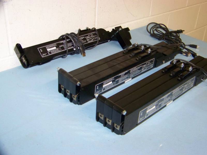 lot 62 image: (7) Extron Electronics, Cable Retraction  Retactable Systems