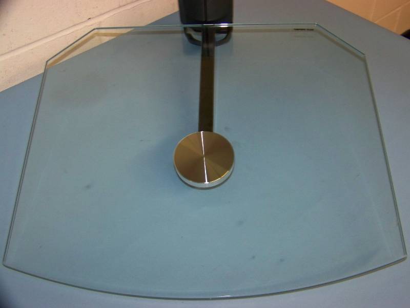 lot 51 image: OmniMount, ECS, Glass Component Shelf