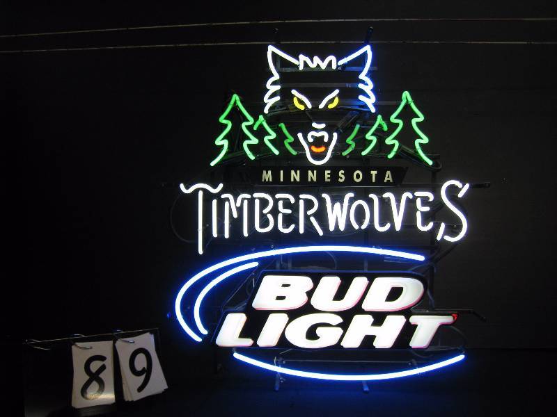 lot 89 image: Minnesota MN Timberwolves Bud Light neon - excellent condition, Like New