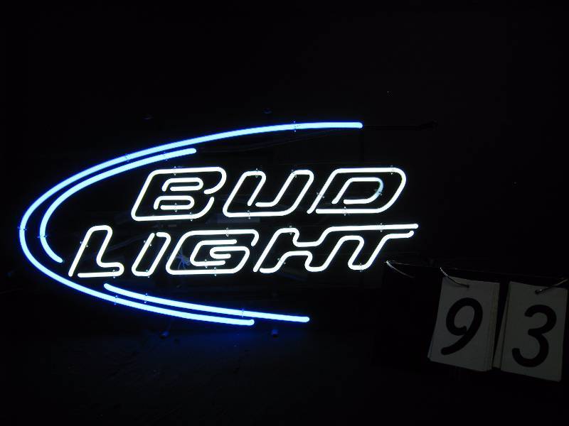 lot 93 image: Bud Light neon - standard version