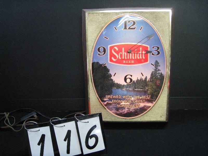 lot 116 image: Schmidt clock light - NOS New Old Stock