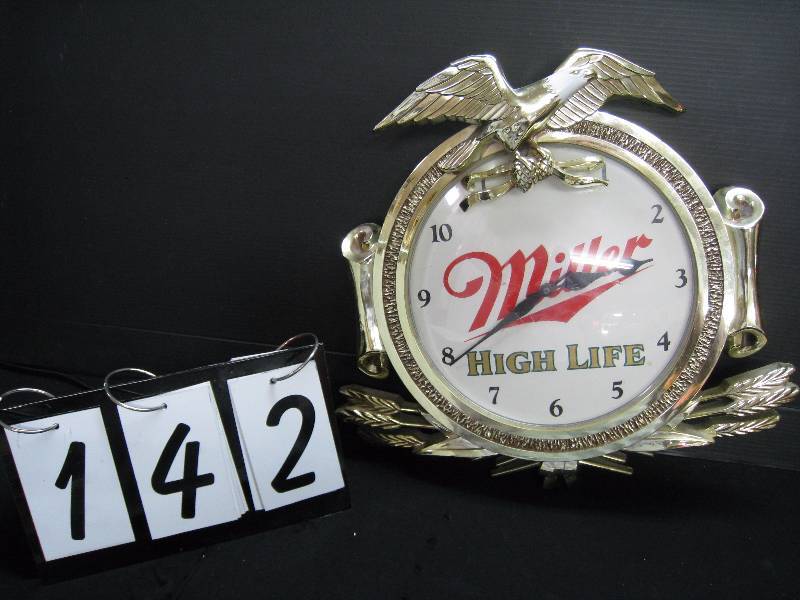 lot 142 image: Miller High Life plastic clock