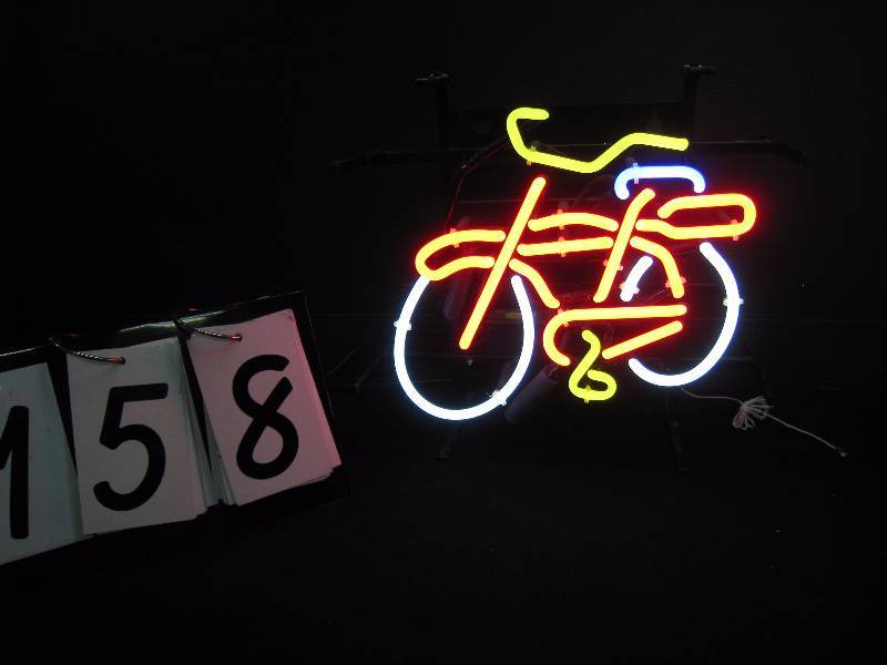 lot 158 image: Fat Tire mini neon
