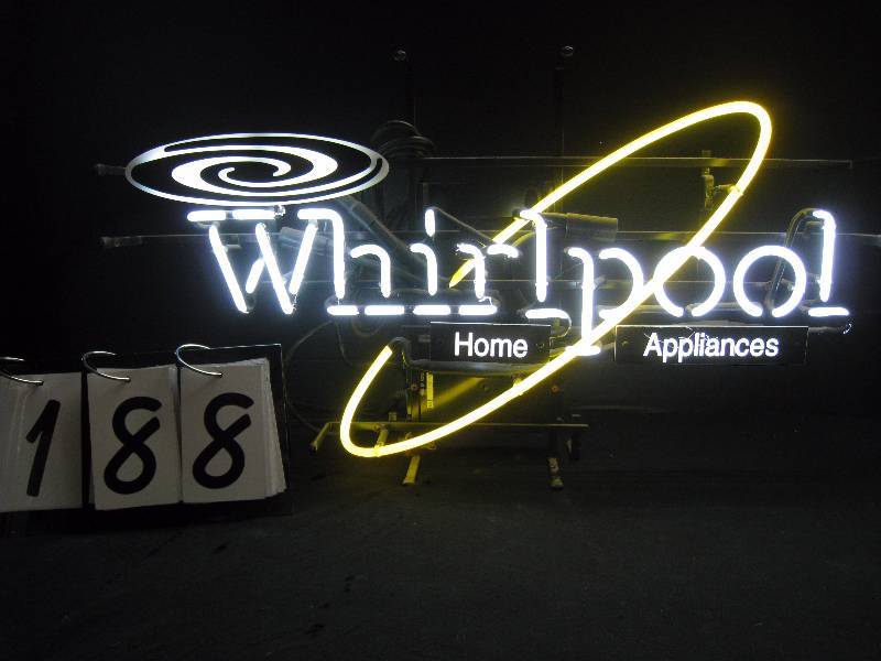 lot 188 image: Whirpool neon with 3D oval