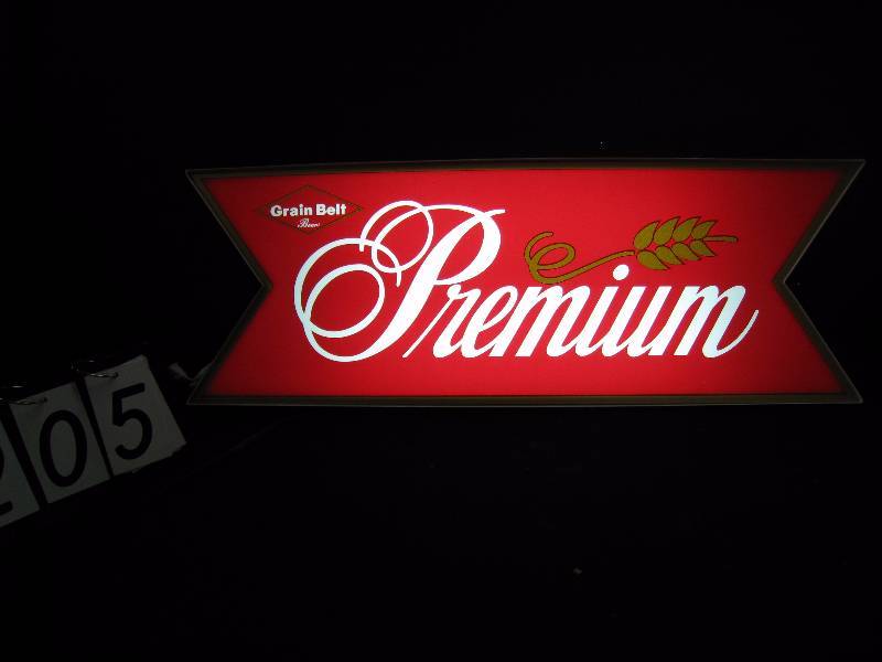 lot 205 image: Premium light up - looks new, lights up beautifully