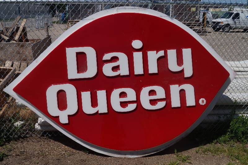 Dairy Queen Sign