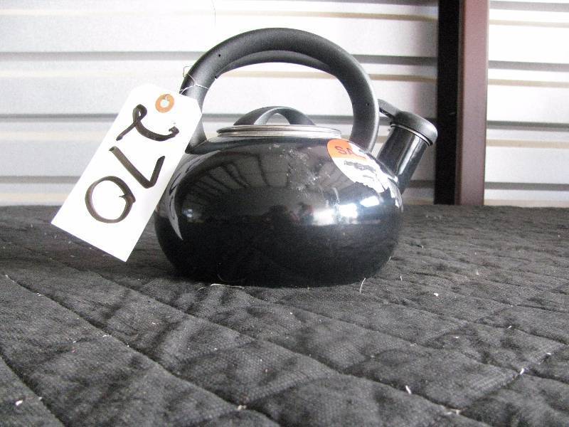 lot 270 image: Tea Kettle
