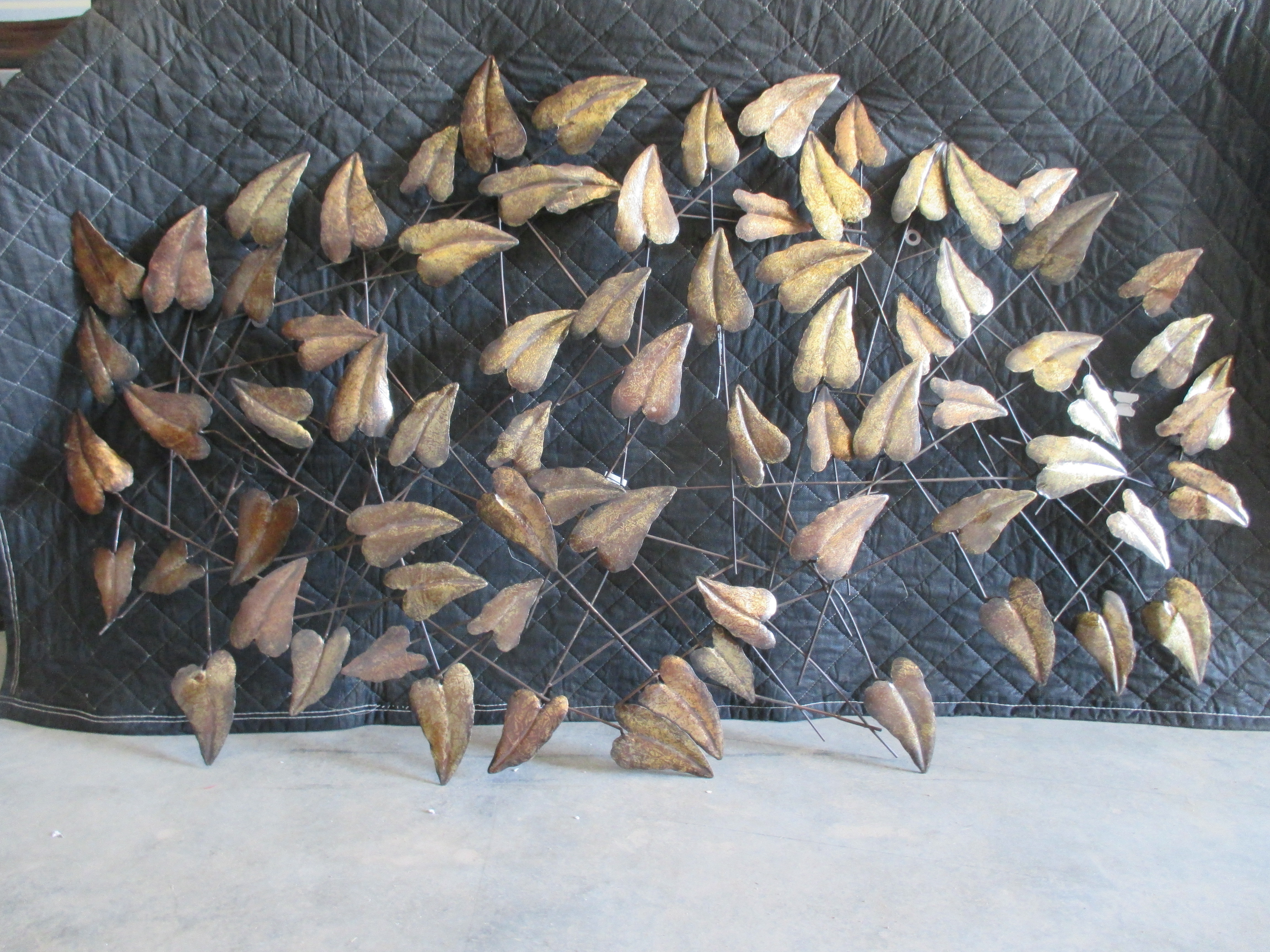 lot 186 image: Leaf Wall Sculpture