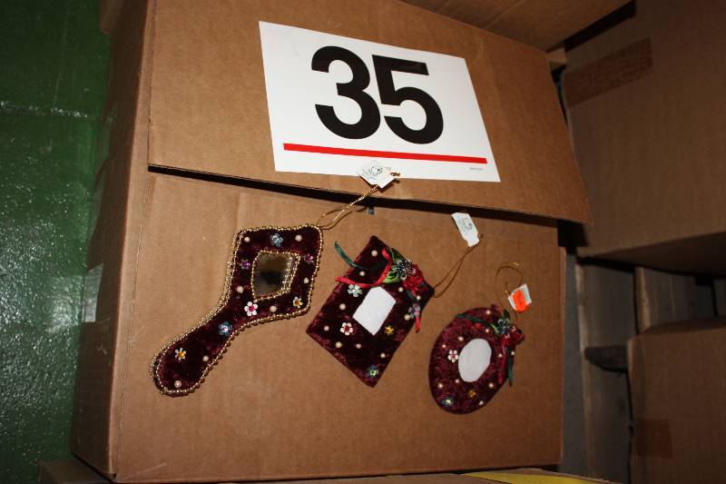 lot 35 image: Crushed Burgundy Fabric Mirror Ornament     Quantity 150