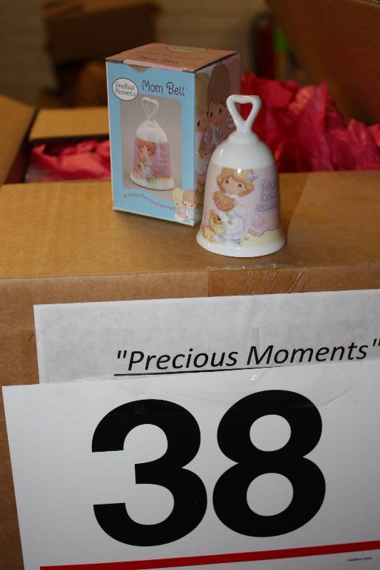 lot 38 image: Precious Moments Grandma Bell #93234     Quantity 448