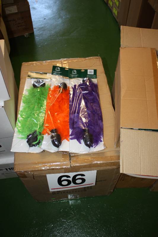 lot 66 image: Feather Swags in 6 assorted colors      Quantity 72