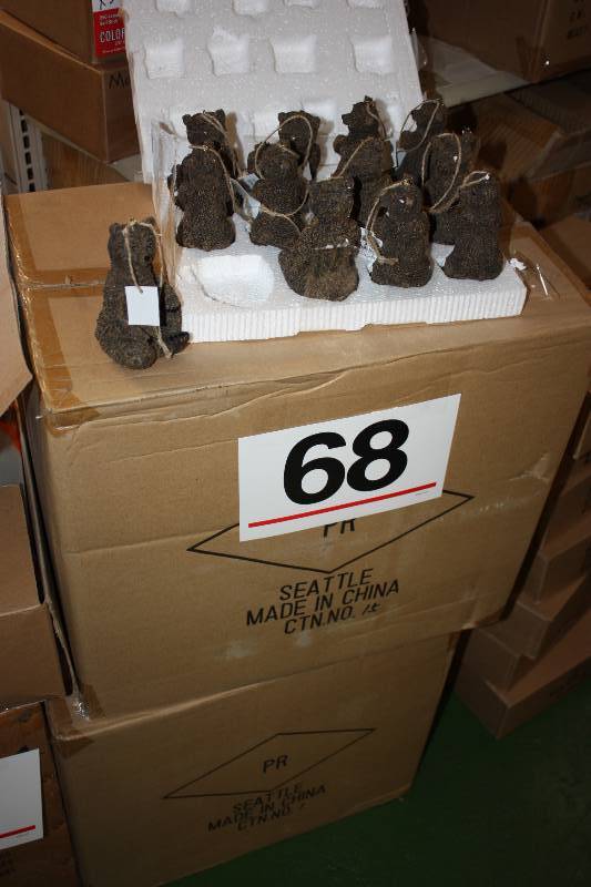 lot 68 image: 5 Kenai Bear ornament Pacific Rim #65567     Quantity 144