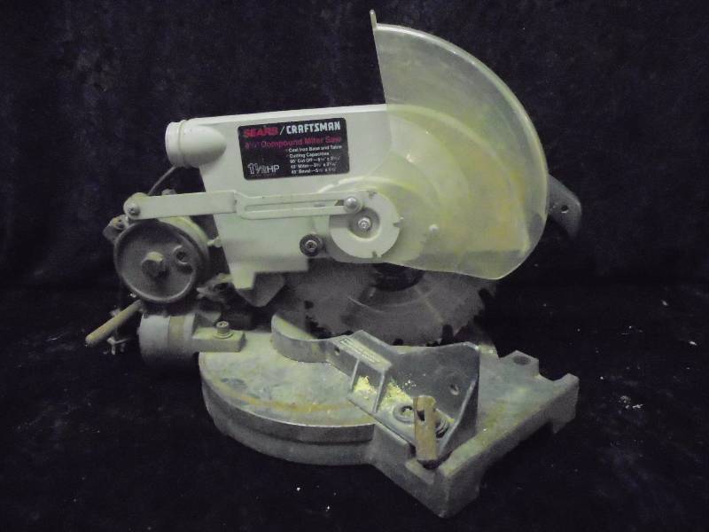 Craftsman Compound Miter Saw