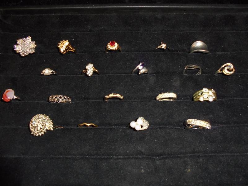 Lot - Misc Rings