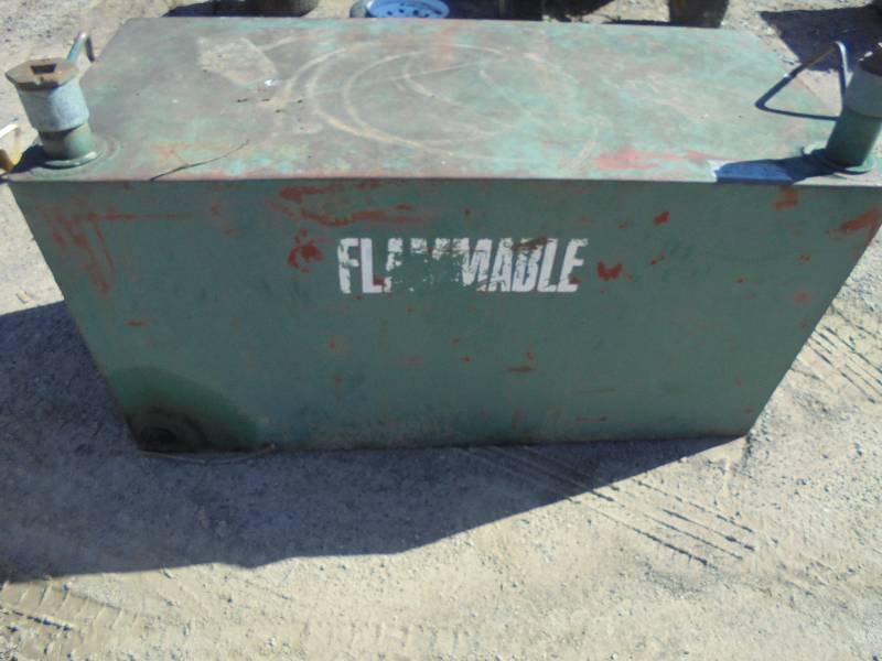 Square Metal Fuel Tank - 110 Gal