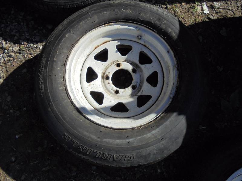 Tire - CARLISLE ST20575 D14 Trailer Tire, 5 Hole Rim
