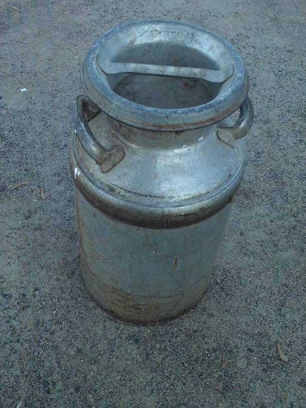 VINTAGE STEEL CREAM CAN
