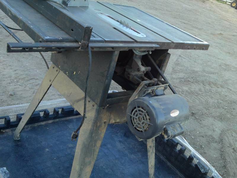 CRAFTSMAN 10 INCH TABLE SAW