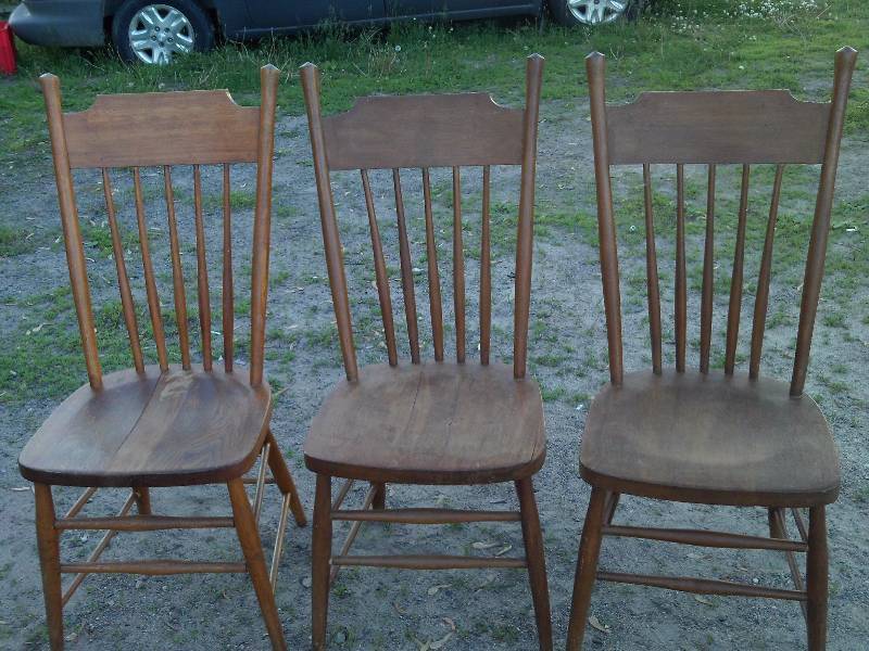3 WOOD DINING ROOM CHAIRS
