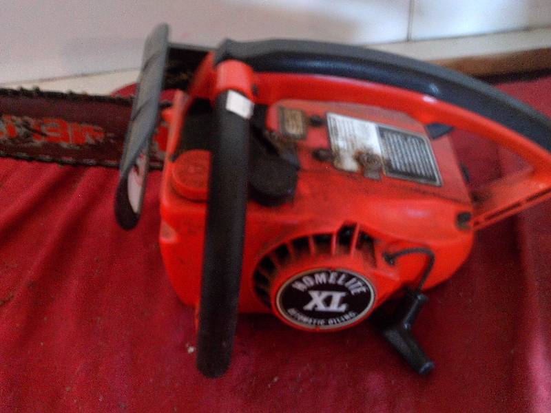 SMALL HOMELITE CHAIN SAW