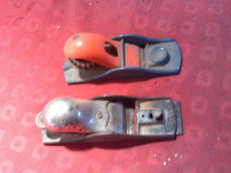 2 VINTAGE IRON WOOD PLANERS