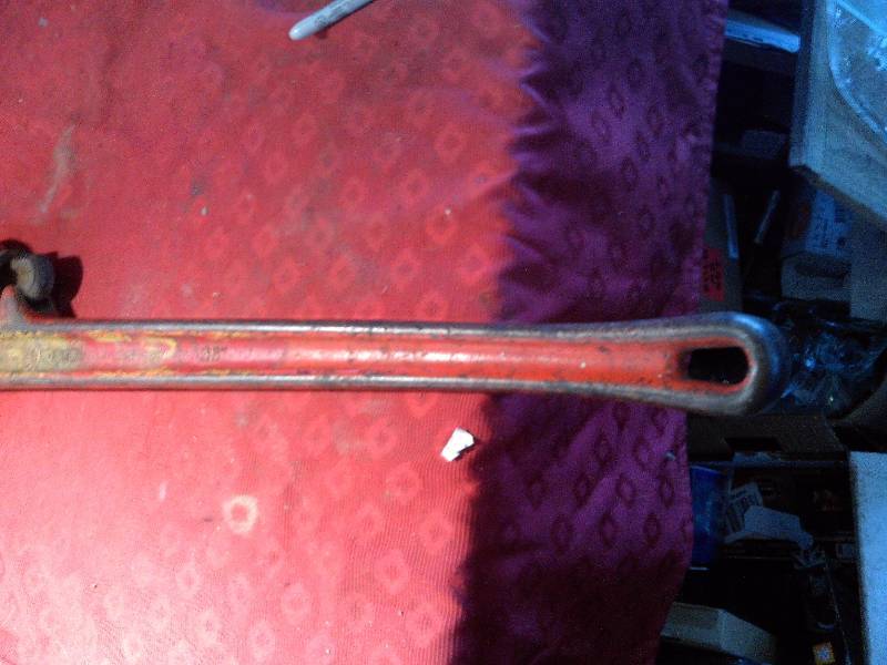 36 INCH PIPE WRENCH
