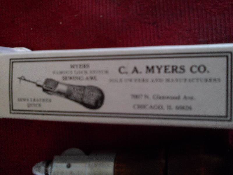 VINTAGE LOCK SYICH SEWING TOOL