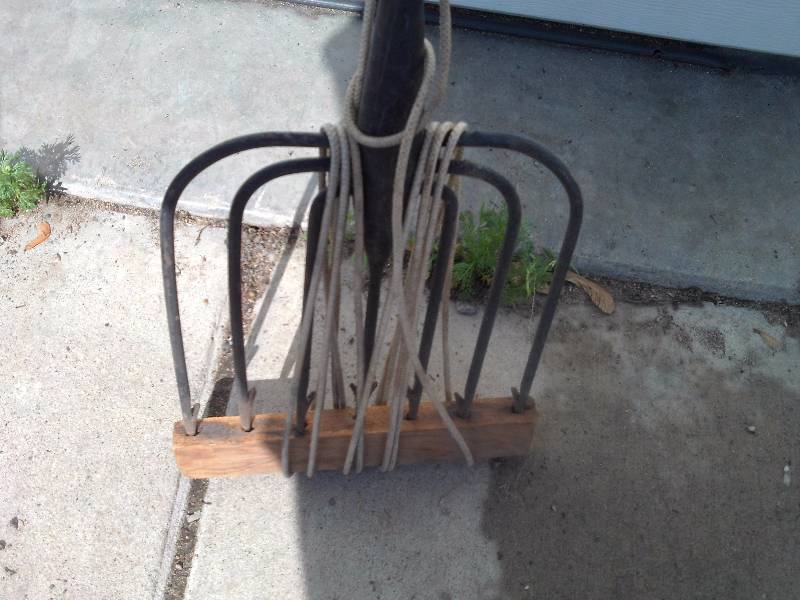 ICE SPEAR FOR FISHING