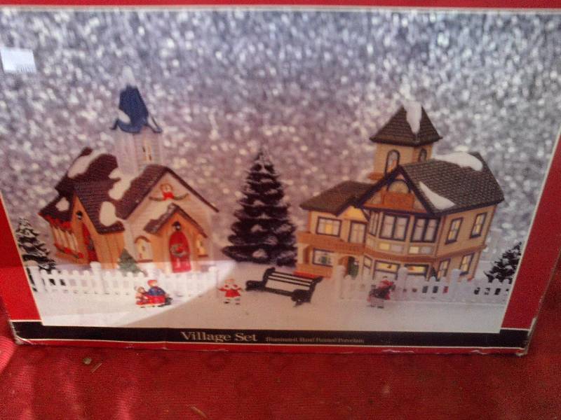 ST NICHOLAS VILLIAGE SET