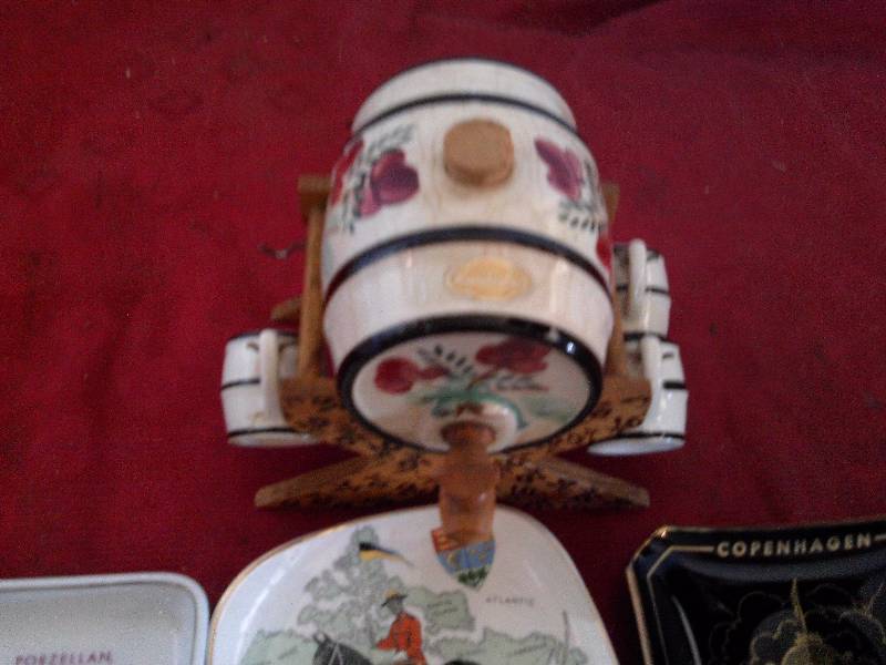 VINTAGE GLASSWEAR