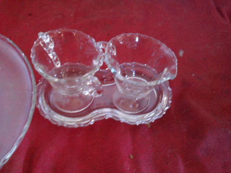 VINTAGE CLEAR GLASSWEAR