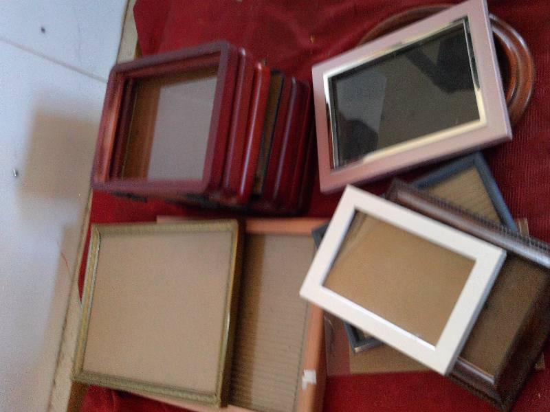 MISC PICTURE FRAMES