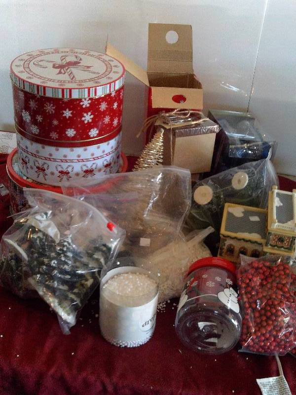 CHRISTMAS DECOR