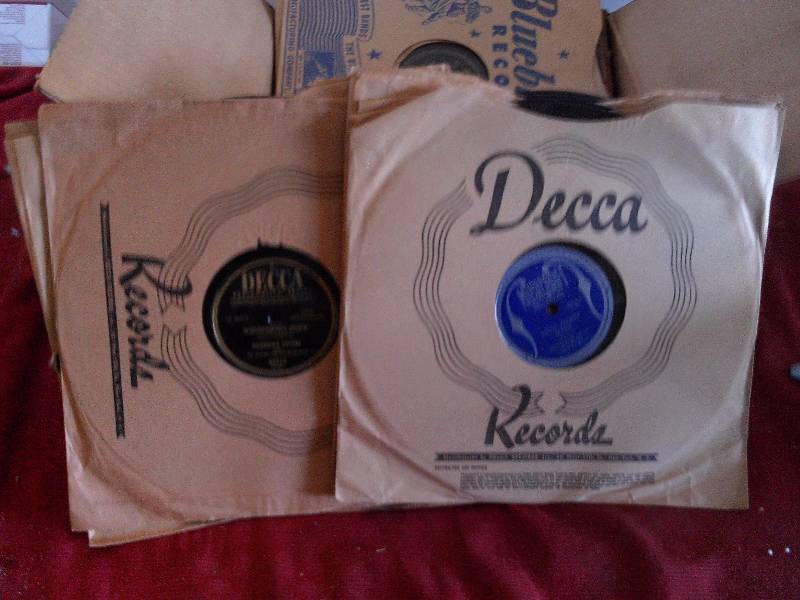 BOX OF VINTAGE RECORDS