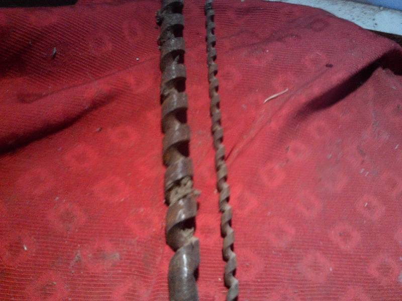 2 LONG BITS