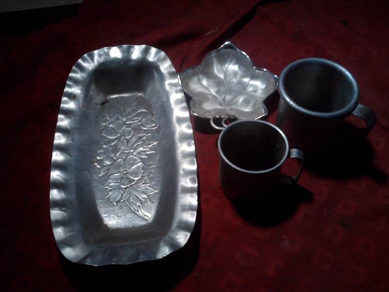 VINTAGE AND ANTIQUE METAL WARE
