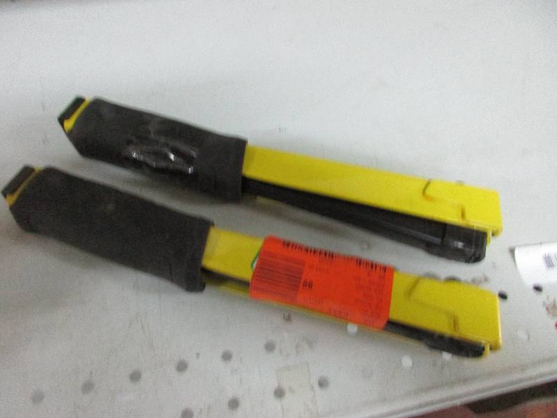 2 Hammer staplers