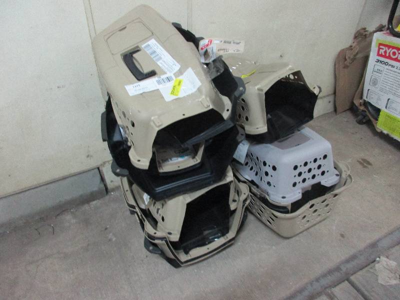 Pet carriers
