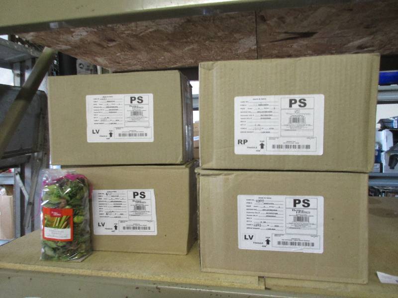 4 boxes of potpourri