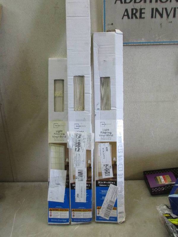 3 blinds