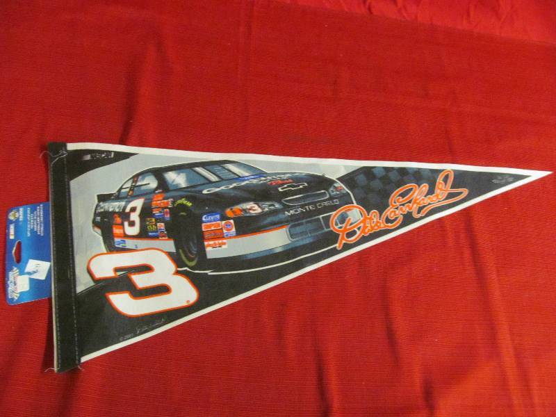 Dale Earnhardt pendant