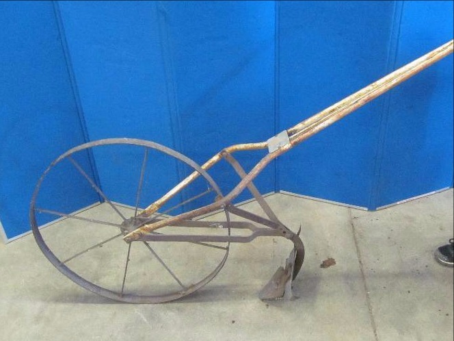 Garden Cultivator