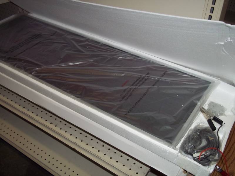 lot 54 image: New Solar panel 12 x 36