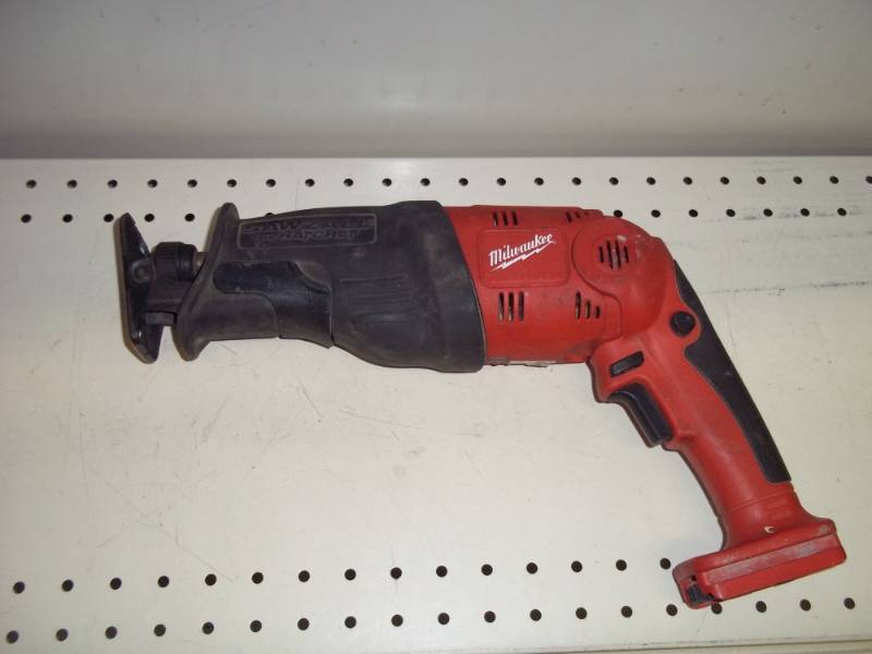 lot 56 image: Milwaukee Sawsall Battery powered