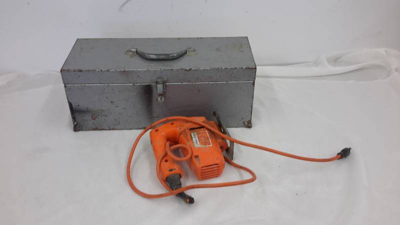 Metal toolbox and jig saw