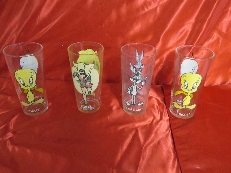 pepsi collectible glasses lot