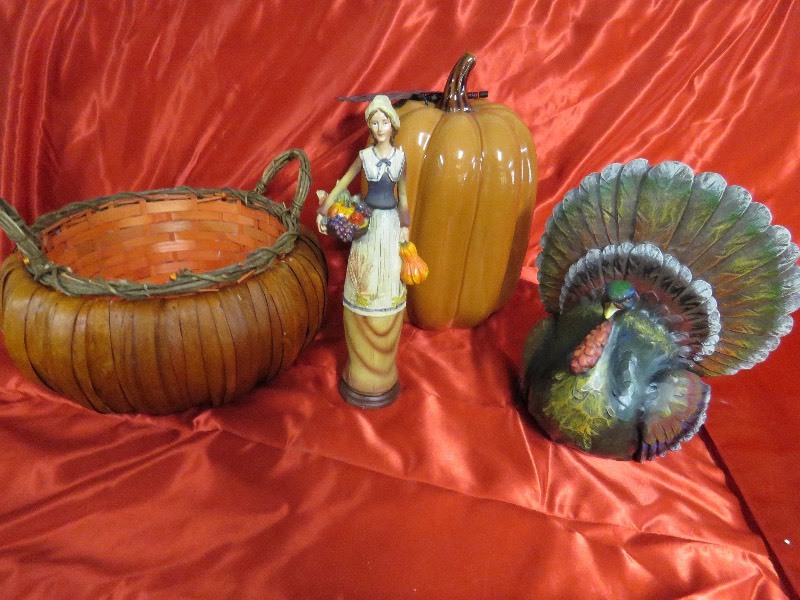 fall dcor lot
